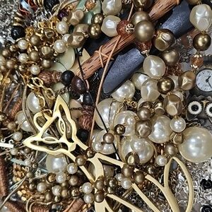 Elegant Gold/Silver Necklace LOT 2lbs BAG#25